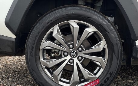 Toyota RAV4, 2023 год, 3 770 000 рублей, 6 фотография