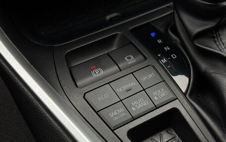 Toyota RAV4, 2023 год, 3 770 000 рублей, 14 фотография