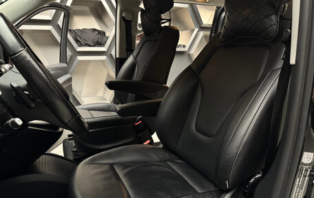 Mercedes-Benz V-Класс, 2021 год, 6 500 000 рублей, 10 фотография