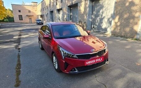 KIA Rio IV, 2020 год, 2 100 000 рублей, 5 фотография