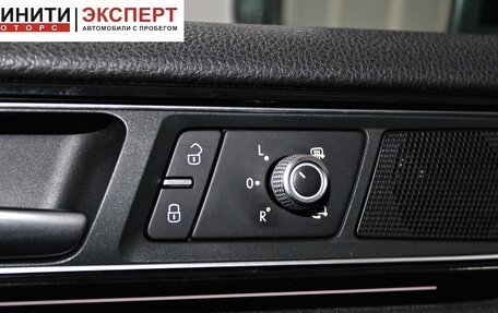 Volkswagen Touareg III, 2017 год, 2 549 900 рублей, 9 фотография