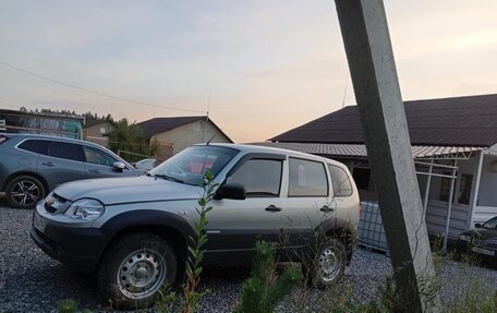 Chevrolet Niva I рестайлинг, 2014 год, 385 000 рублей, 2 фотография
