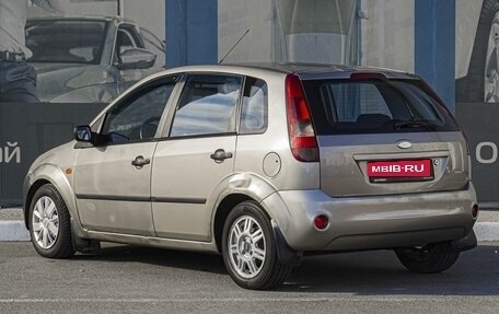 Ford Fiesta, 2004 год, 249 000 рублей, 2 фотография