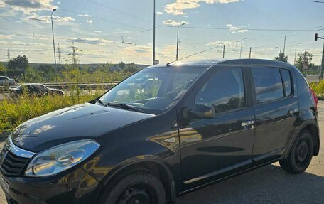 Renault Sandero I, 2011 год, 500 000 рублей, 2 фотография