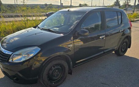 Renault Sandero I, 2011 год, 500 000 рублей, 3 фотография
