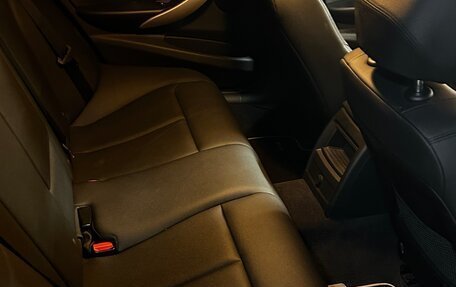 BMW 3 серия, 2014 год, 1 800 000 рублей, 3 фотография