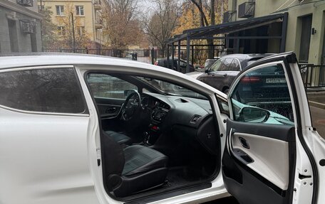 KIA cee'd III, 2015 год, 1 290 000 рублей, 5 фотография