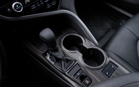 Toyota Camry, 2019 год, 2 530 000 рублей, 8 фотография