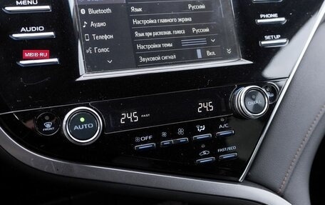 Toyota Camry, 2019 год, 2 530 000 рублей, 9 фотография