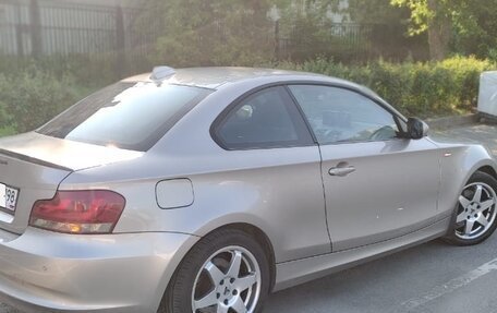 BMW 1 серия, 2011 год, 1 170 000 рублей, 3 фотография