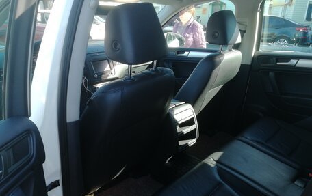 Volkswagen Touareg III, 2011 год, 1 850 000 рублей, 5 фотография