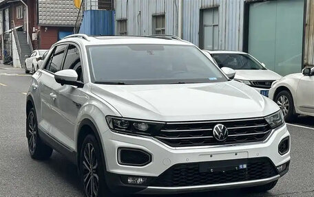Volkswagen T-Roc I, 2022 год, 1 650 444 рублей, 4 фотография