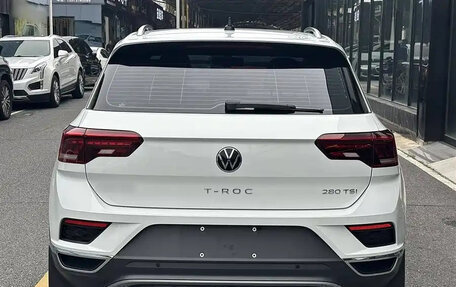Volkswagen T-Roc I, 2022 год, 1 650 444 рублей, 6 фотография