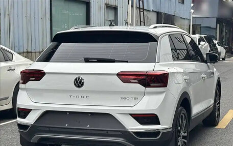 Volkswagen T-Roc I, 2022 год, 1 650 444 рублей, 5 фотография