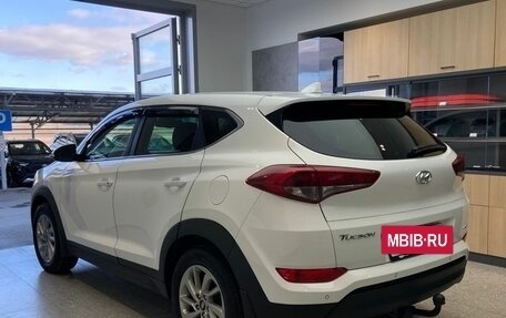 Hyundai Tucson III, 2018 год, 2 000 000 рублей, 7 фотография