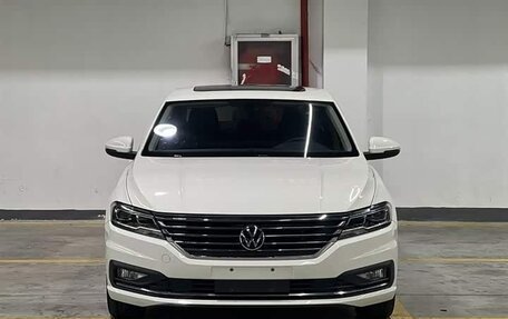 Volkswagen Lavida, 2022 год, 1 356 000 рублей, 2 фотография