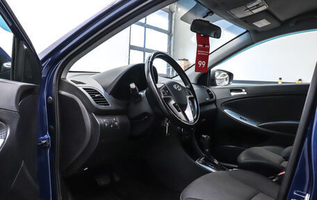 Hyundai Solaris II рестайлинг, 2015 год, 1 050 000 рублей, 10 фотография