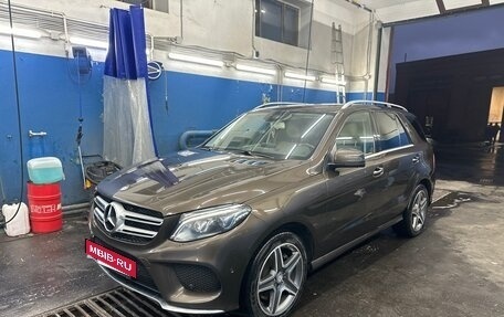 Mercedes-Benz GLE, 2015 год, 3 300 000 рублей, 7 фотография