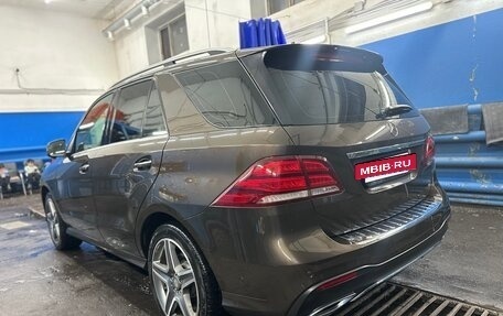 Mercedes-Benz GLE, 2015 год, 3 300 000 рублей, 6 фотография