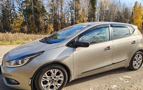 KIA cee'd III, 2015 год, 1 300 000 рублей, 2 фотография