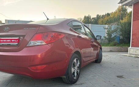 Hyundai Solaris II рестайлинг, 2011 год, 680 000 рублей, 3 фотография