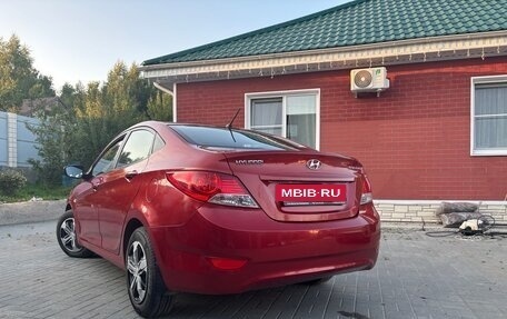 Hyundai Solaris II рестайлинг, 2011 год, 680 000 рублей, 4 фотография