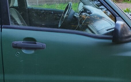 Suzuki Vitara II рестайлинг, 2001 год, 350 000 рублей, 3 фотография