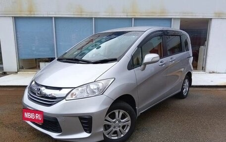 Honda Freed I, 2015 год, 918 000 рублей, 3 фотография