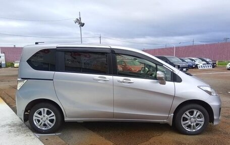 Honda Freed I, 2015 год, 918 000 рублей, 8 фотография