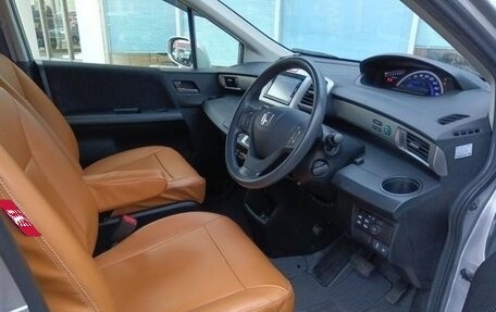 Honda Freed I, 2015 год, 918 000 рублей, 10 фотография