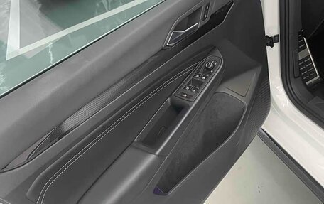 Volkswagen Golf VIII, 2022 год, 2 160 000 рублей, 8 фотография