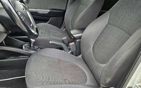 KIA Rio III рестайлинг, 2017 год, 967 000 рублей, 12 фотография