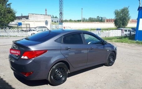 Hyundai Solaris II рестайлинг, 2016 год, 890 000 рублей, 2 фотография