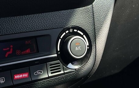 KIA Rio III рестайлинг, 2016 год, 990 000 рублей, 16 фотография
