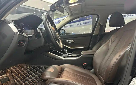 BMW 3 серия, 2022 год, 2 950 000 рублей, 5 фотография