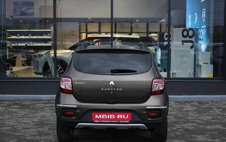 Renault Sandero II рестайлинг, 2018 год, 1 200 000 рублей, 6 фотография