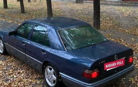 Mercedes-Benz E-Класс, 1994 год, 500 000 рублей, 10 фотография