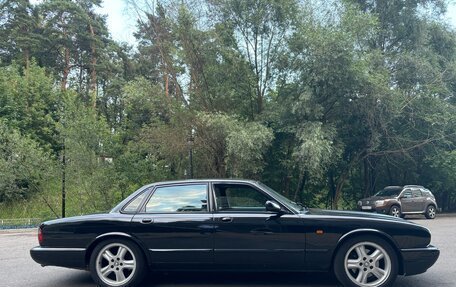 Jaguar XJR III (X350), 1999 год, 1 299 000 рублей, 4 фотография