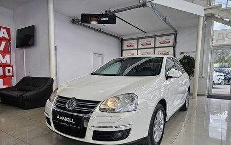 Volkswagen Jetta VI, 2008 год, 985 000 рублей, 2 фотография