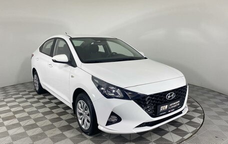 Hyundai Solaris II рестайлинг, 2021 год, 1 630 000 рублей, 3 фотография