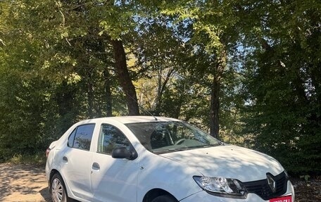 Renault Logan II, 2016 год, 299 999 рублей, 1 фотография