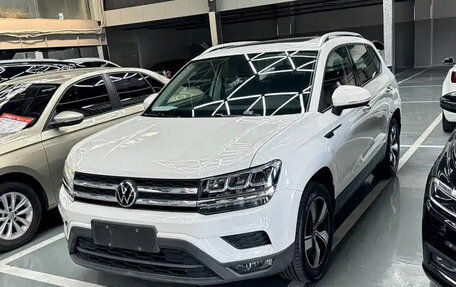 Volkswagen Tharu, 2021 год, 1 630 900 рублей, 3 фотография