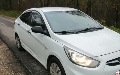 Hyundai Solaris II рестайлинг, 2013 год, 680 000 рублей, 1 фотография