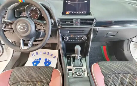 Mazda CX-4, 2021 год, 1 900 000 рублей, 8 фотография