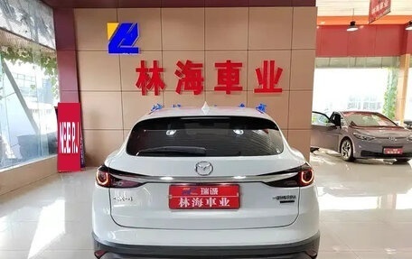 Mazda CX-4, 2021 год, 1 900 000 рублей, 4 фотография