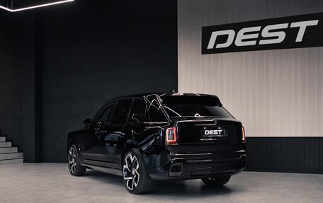 Rolls-Royce Cullinan, 2025 год, 93 000 000 рублей, 4 фотография