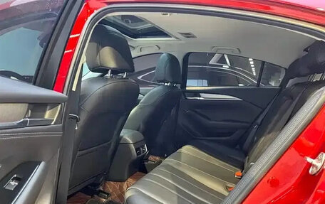 Mazda 6, 2022 год, 2 000 000 рублей, 14 фотография