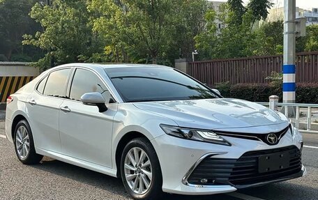 Toyota Camry, 2021 год, 2 150 000 рублей, 3 фотография