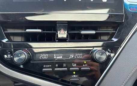 Toyota Camry, 2021 год, 2 150 000 рублей, 11 фотография