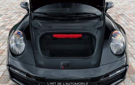 Porsche 911, 2022 год, 21 590 040 рублей, 3 фотография